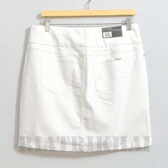 WHITE NWT Ladies' Denim Skort S.C. & CO - Picture 10 of 11